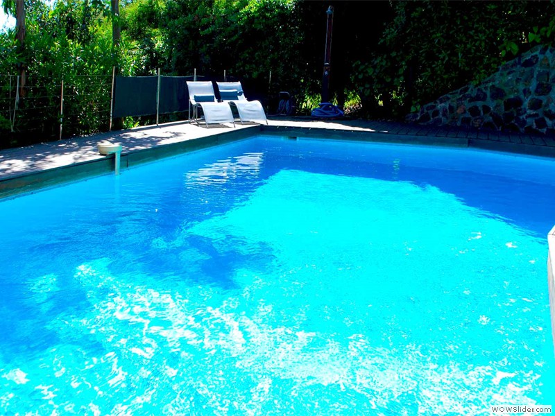 Pool, closeup